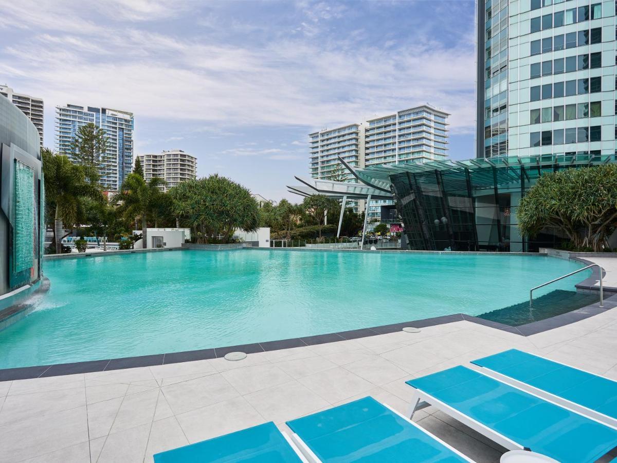 Serain Residences On 9 Hamilton Avenue Gold Coast Exterior foto