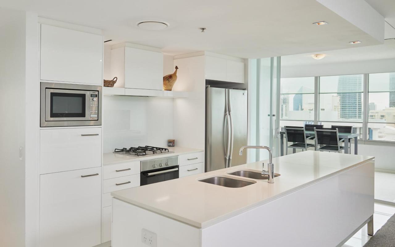 Serain Residences On 9 Hamilton Avenue Gold Coast Exterior foto
