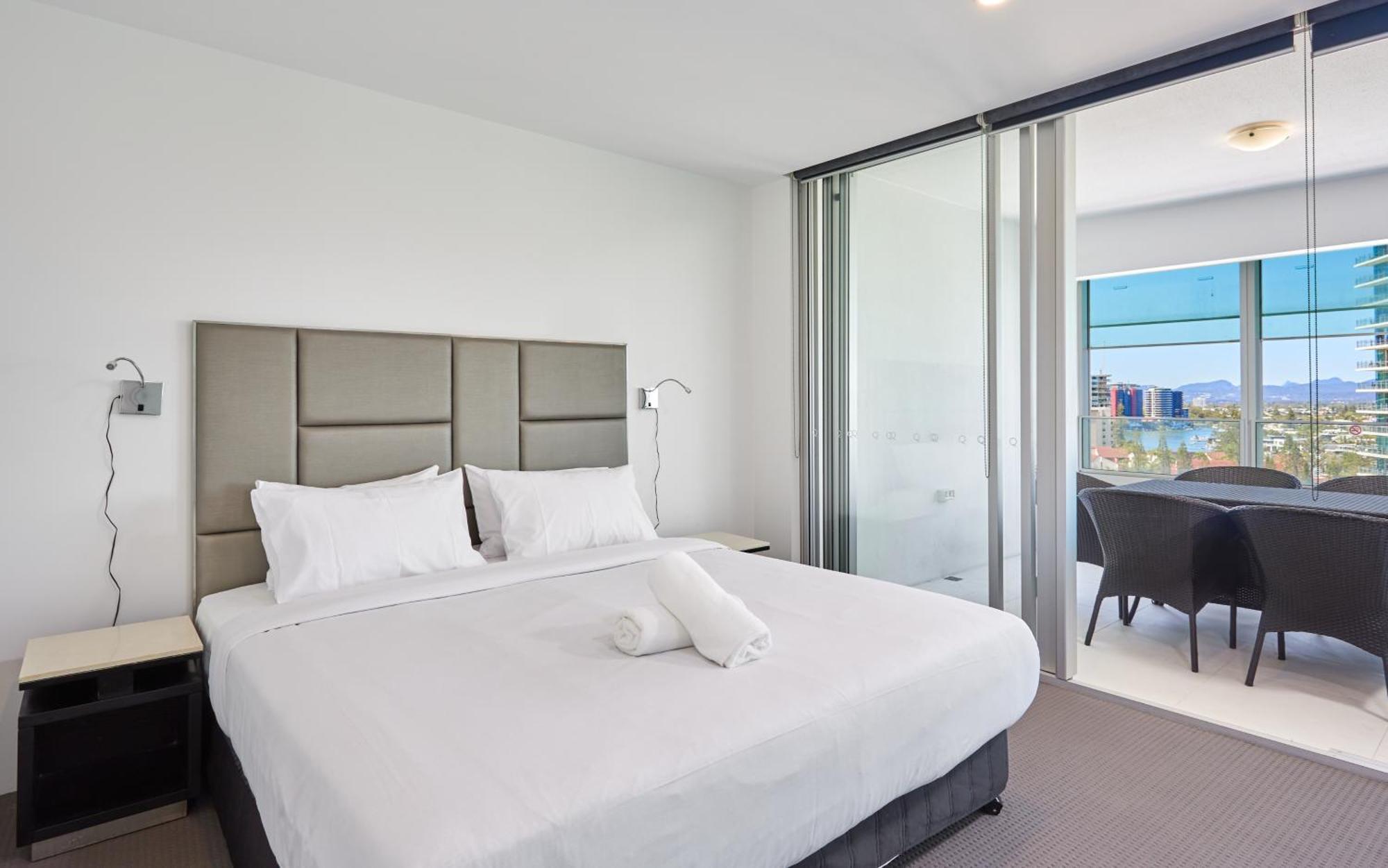 Serain Residences On 9 Hamilton Avenue Gold Coast Exterior foto