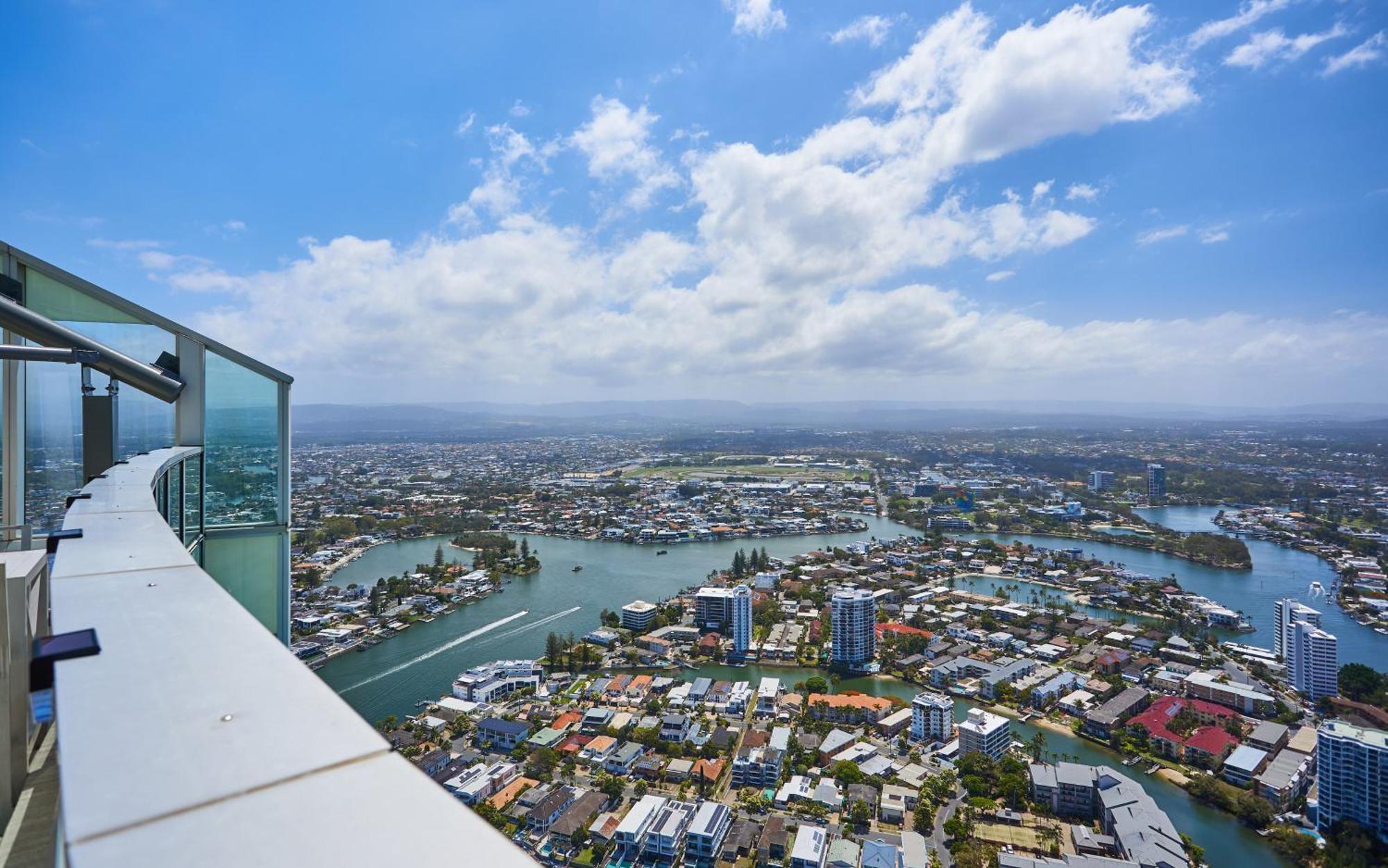 Serain Residences On 9 Hamilton Avenue Gold Coast Exterior foto
